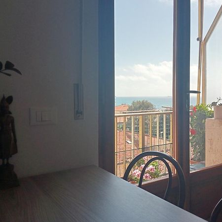 Appartamento A 50 Mt Dal Mare Rosignano Solvay Esterno foto