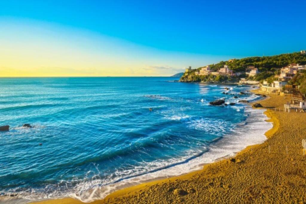 Appartamento A 50 Mt Dal Mare Rosignano Solvay Esterno foto